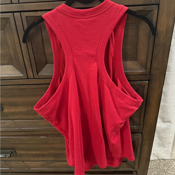 Fabletics High Neck Red Ribbed Tank Top - Picture 2 of 6